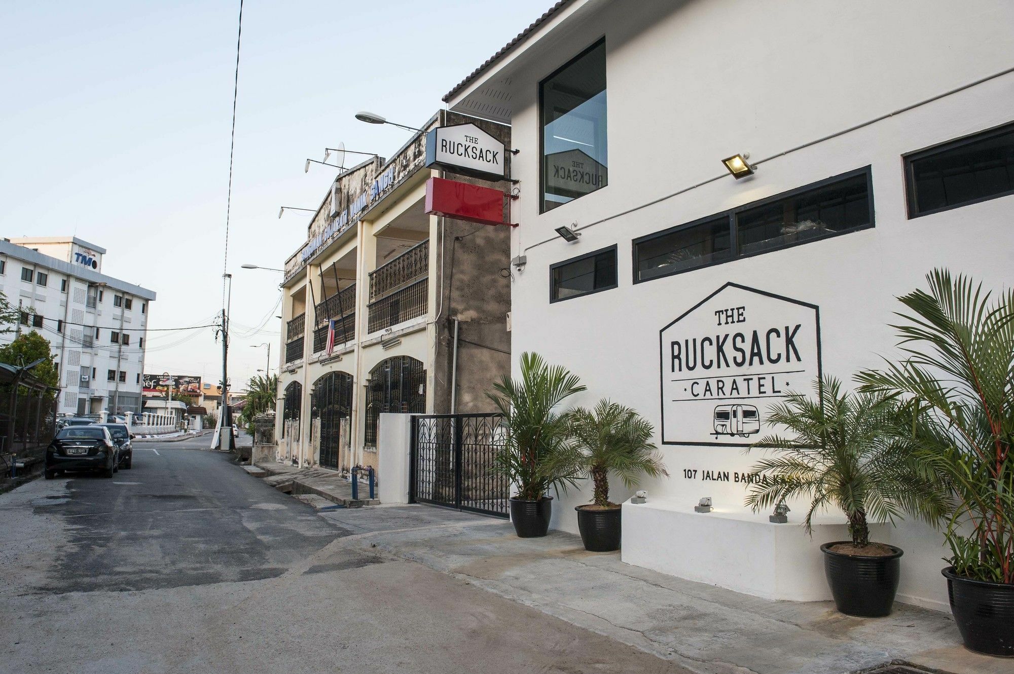 The Rucksack Caratel Hotel Malacca Exterior photo